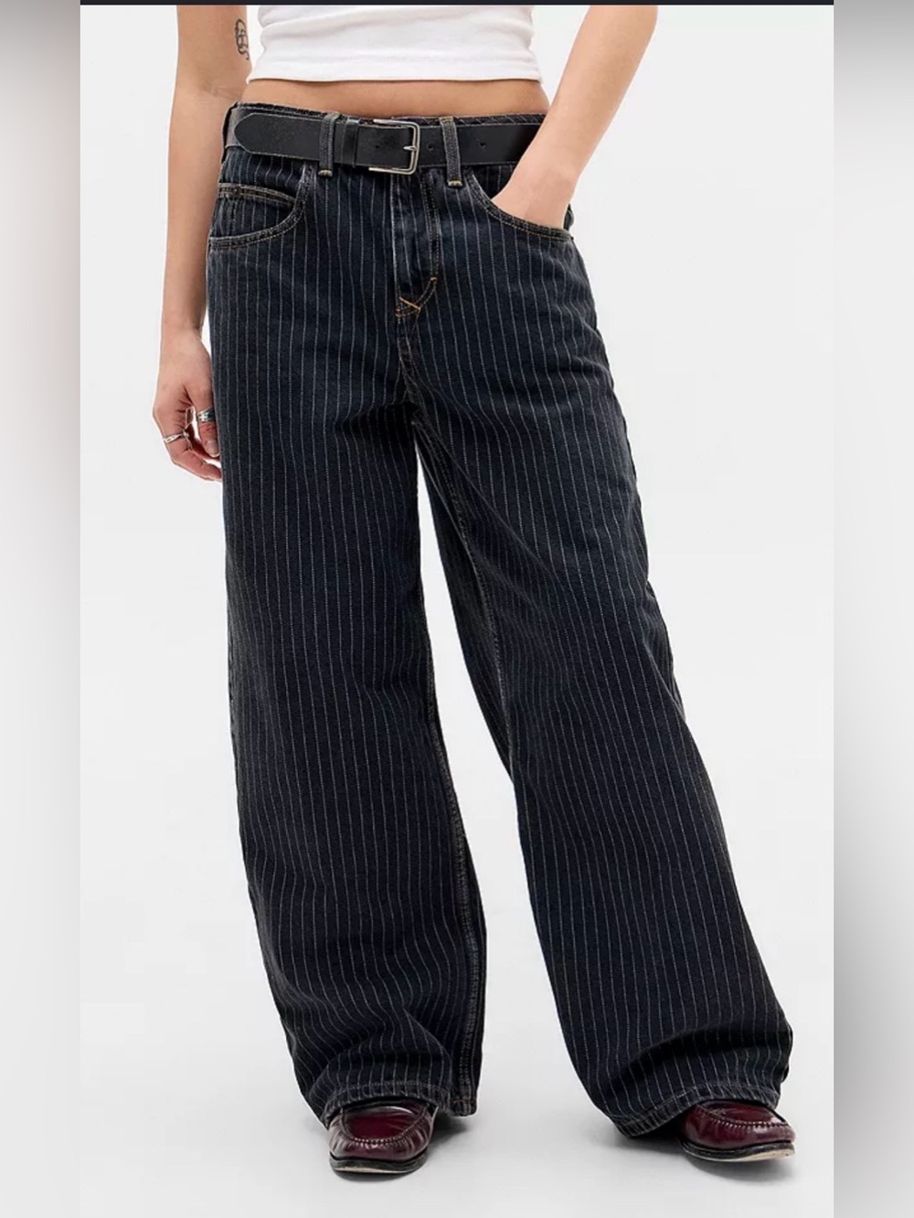 NWOT Urban Outfitters Jaya Low Rise Wide Leg Boyfriend Jeans Washed Black Stripe